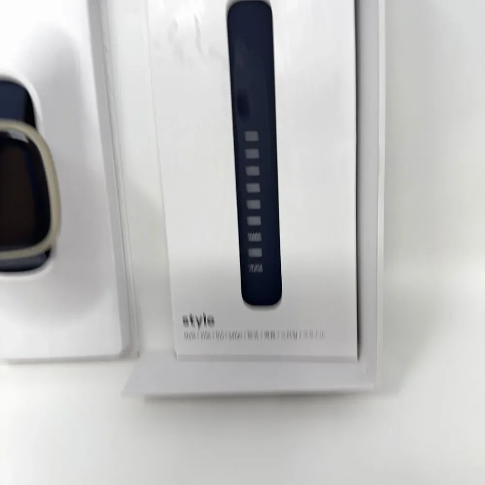 Fitbit Versa 3 GPS Smartwatch Fitness Tracker Soft Gold Midnight Blue With Box